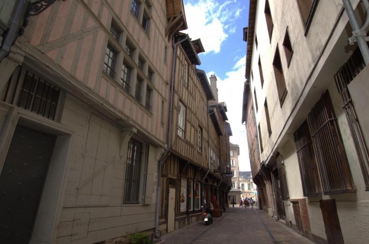 Le Sacre Troyes Apartment Luaran gambar